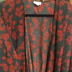 Brand new slinky LuLaRoe Lindsay in Large